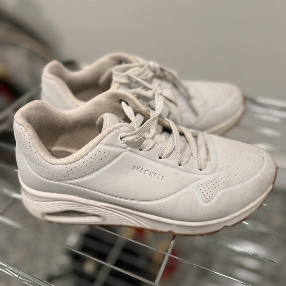 Skechers Women's Cream Sneakers